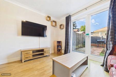 2 bedroom Terraced House for sale in Parks Close, Ulceby, North Lincolnshire, DN39