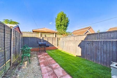 2 bedroom Terraced House for sale in Parks Close, Ulceby, North Lincolnshire, DN39