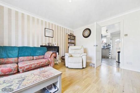 2 bedroom Terraced House for sale in Parks Close, Ulceby, North Lincolnshire, DN39