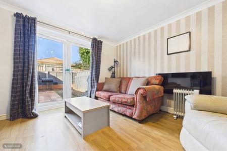 2 bedroom Terraced House for sale in Parks Close, Ulceby, North Lincolnshire, DN39
