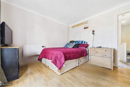 2 bedroom Terraced House for sale in Parks Close, Ulceby, North Lincolnshire, DN39