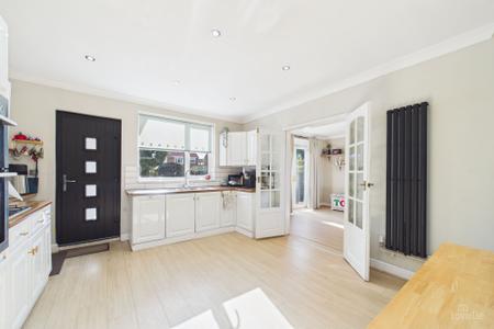 2 bedroom Semi-detached house for sale in Providence Crescent, Barton-upon-Humber, North Lincolnshire, DN18
