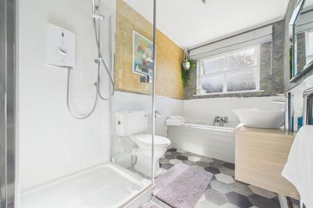 3 bedroom Detached bungalow for sale in Thornton Lane, Ulceby, North Lincolnshire, DN39