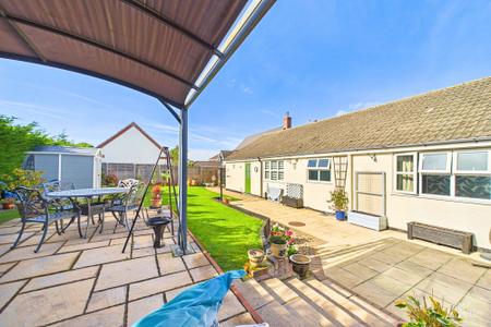 3 bedroom Detached bungalow for sale in Thornton Lane, Ulceby, North Lincolnshire, DN39