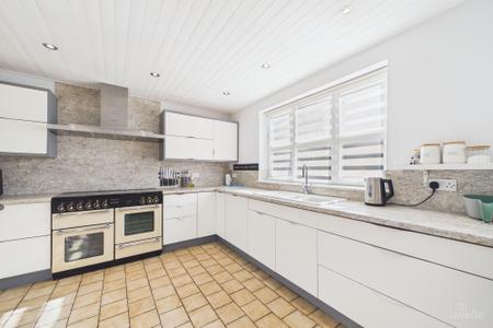 3 bedroom Detached bungalow for sale in Thornton Lane, Ulceby, North Lincolnshire, DN39