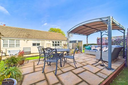 3 bedroom Detached bungalow for sale in Thornton Lane, Ulceby, North Lincolnshire, DN39
