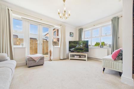 3 bedroom Detached bungalow for sale in Thornton Lane, Ulceby, North Lincolnshire, DN39