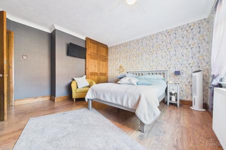 2 bedroom End of terrace house for sale in Butts Road, Barton-upon-Humber, North Lincolnshire, DN18
