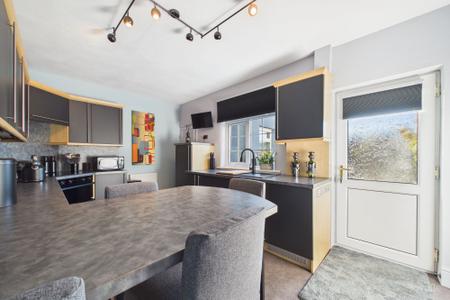 2 bedroom End of terrace house for sale in Butts Road, Barton-upon-Humber, North Lincolnshire, DN18