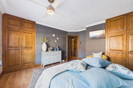 2 bedroom End of terrace house for sale in Butts Road, Barton-upon-Humber, North Lincolnshire, DN18