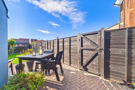 2 bedroom End of terrace house for sale in Butts Road, Barton-upon-Humber, North Lincolnshire, DN18