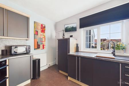 2 bedroom End of terrace house for sale in Butts Road, Barton-upon-Humber, North Lincolnshire, DN18