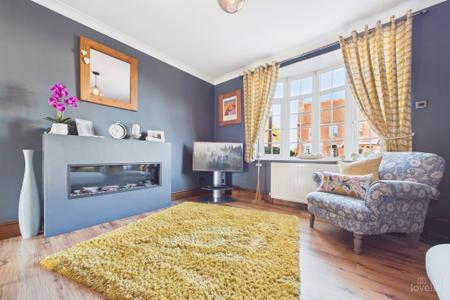 2 bedroom End of terrace house for sale in Butts Road, Barton-upon-Humber, North Lincolnshire, DN18