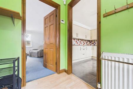 3 bedroom Semi-detached house for sale in Hedgerow Close, Barrow-upon-Humber, North Lincolnshire, DN19
