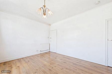 2 bedroom End of terrace house for sale in Sunnybank, Barton-upon-Humber, North Lincolnshire, DN18