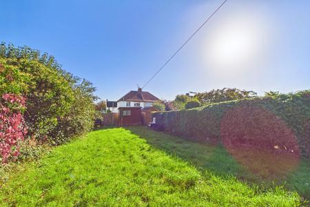 2 bedroom End of terrace house for sale in Sunnybank, Barton-upon-Humber, North Lincolnshire, DN18