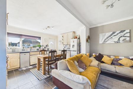 2 bedroom End of terrace house for sale in Sunnybank, Barton-upon-Humber, North Lincolnshire, DN18