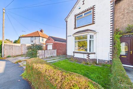 2 bedroom End of terrace house for sale in Sunnybank, Barton-upon-Humber, North Lincolnshire, DN18
