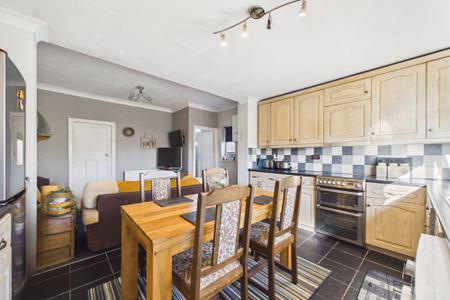 2 bedroom End of terrace house for sale in Sunnybank, Barton-upon-Humber, North Lincolnshire, DN18