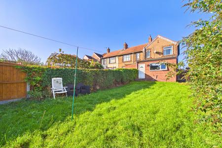 2 bedroom End of terrace house for sale in Sunnybank, Barton-upon-Humber, North Lincolnshire, DN18