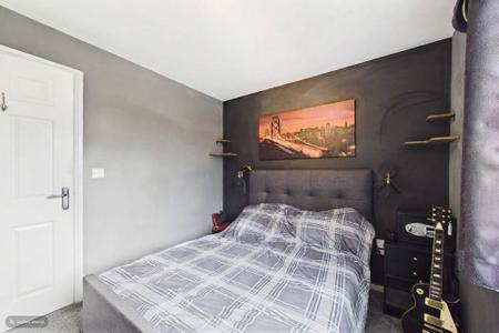 2 bedroom Semi-detached house for sale in Kingfisher Close, Barton-upon-Humber, North Lincolnshire, DN18