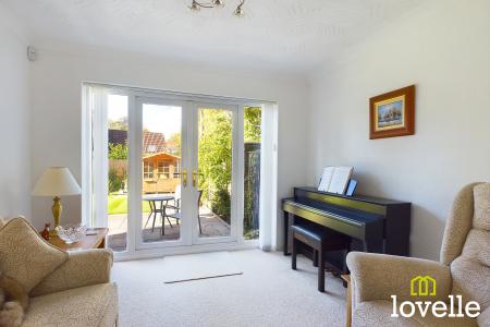 4 bedroom Semi-detached house for sale in Allanson Drive, Cottingham, East Riding of Yorkshire, HU16