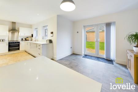 5 bedroom Detached house for sale in Bromby Close, Cottingham, East Riding of Yorkshire, HU16