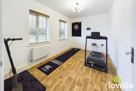 5 bedroom Detached house for sale in Bromby Close, Cottingham, East Riding of Yorkshire, HU16