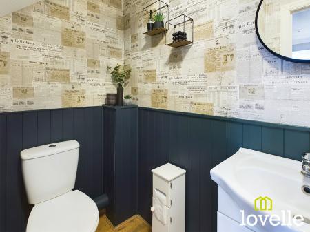 5 bedroom Detached house for sale in Manor Garth, Skidby, East Riding of Yorkshire, HU16