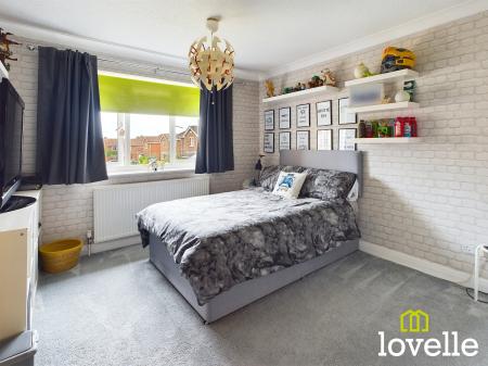 5 bedroom Detached house for sale in Manor Garth, Skidby, East Riding of Yorkshire, HU16