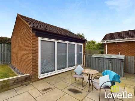 5 bedroom Detached house for sale in Manor Garth, Skidby, East Riding of Yorkshire, HU16