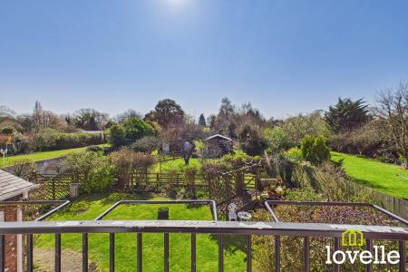 4 bedroom Detached house for sale in Middledyke Lane, Cottingham, East Riding of Yorkshire, HU16