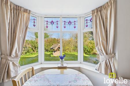 4 bedroom Detached house for sale in Middledyke Lane, Cottingham, East Riding of Yorkshire, HU16