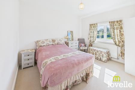 4 bedroom Detached house for sale in Middledyke Lane, Cottingham, East Riding of Yorkshire, HU16