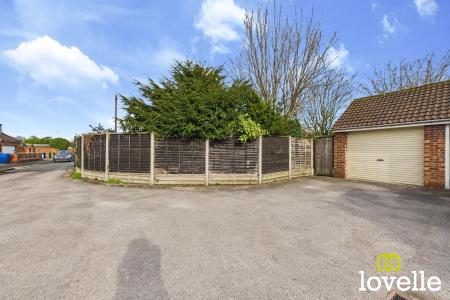 4 bedroom End of terrace house for sale in Northgate, Cottingham, East Riding of Yorkshire, HU16