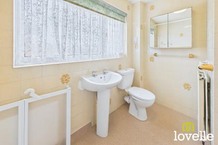 4 bedroom End of terrace house for sale in Northgate, Cottingham, East Riding of Yorkshire, HU16