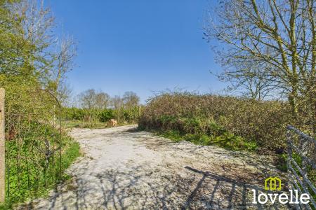 1 bedroom Detached house for sale in Wold Road, Walkington, East Riding of Yorkshire, HU17