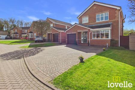4 bedroom Detached house for sale in The Meadows, South Cave, East Riding of Yorkshire, HU15