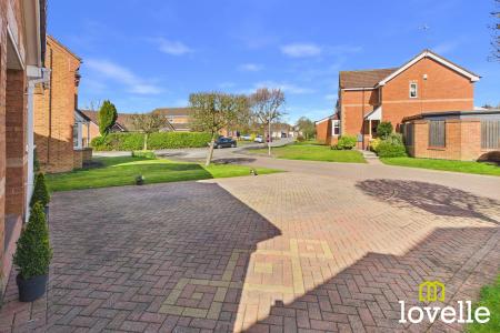 4 bedroom Detached house for sale in The Meadows, South Cave, East Riding of Yorkshire, HU15