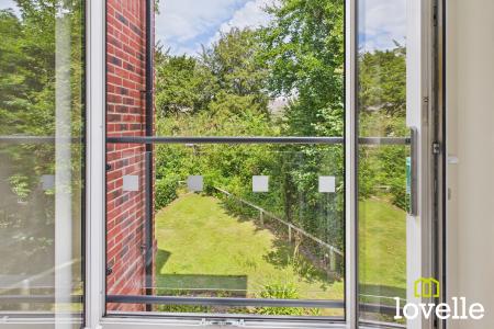 1 bedroom Flat for sale in Newgate Street, Cottingham, East Riding of Yorkshire, HU16