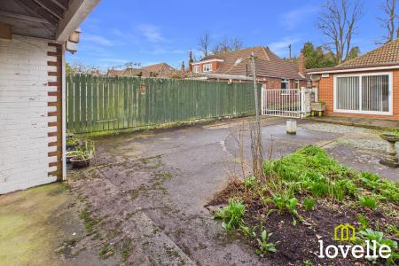 3 bedroom Bungalow for sale in Eppleworth Road, Cottingham, East Riding of Yorkshire, HU16