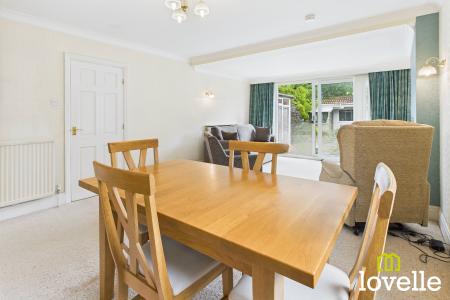 3 bedroom Bungalow for sale in Eppleworth Road, Cottingham, East Riding of Yorkshire, HU16