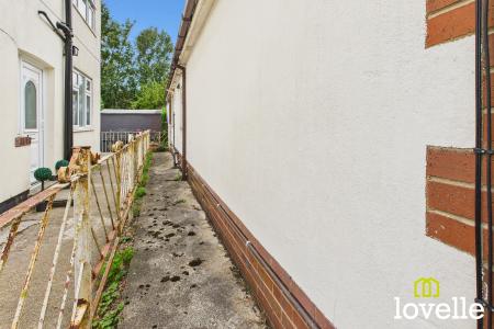 3 bedroom Bungalow for sale in Eppleworth Road, Cottingham, East Riding of Yorkshire, HU16