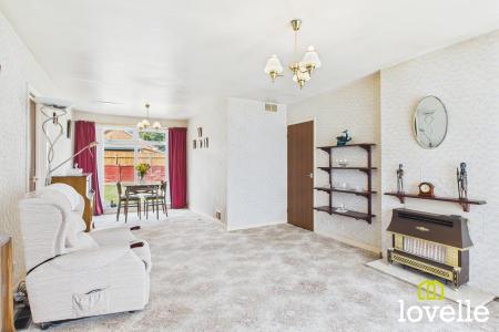 2 bedroom Bungalow for sale in Canada Drive, Cottingham, East Riding of Yorkshire, HU16