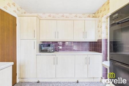 2 bedroom Bungalow for sale in Canada Drive, Cottingham, East Riding of Yorkshire, HU16