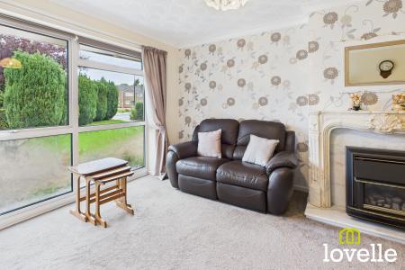 2 bedroom Bungalow for sale in Allanson Drive, Cottingham, East Riding of Yorkshire, HU16