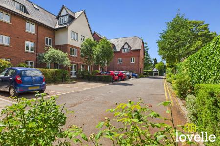1 bedroom Apartment for sale in Shardeloes Court Kingtree Avenue, Cottingham, East Riding of Yorkshire, HU16