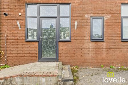 2 bedroom Bungalow for sale in Inglemire Lane, Cottingham, East Riding of Yorkshire, HU16