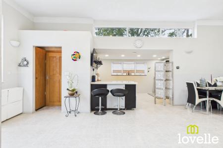 2 bedroom Bungalow for sale in Inglemire Lane, Cottingham, East Riding of Yorkshire, HU16