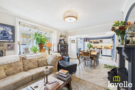 4 bedroom Character Property for sale in Church Hill, South Cave, East Riding of Yorkshire, HU15